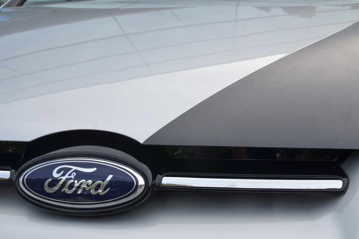 [Ford-Focus-CFRP-3%255B4%255D.jpg]