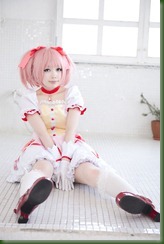 puella_magi_madoka_magica_kaname_madoka_cosplay_by_shizuku_017