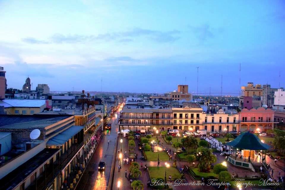 [Centro-de-Tampico21.jpg]