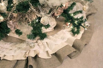 burlap lace tree skirt tutorial[5]
