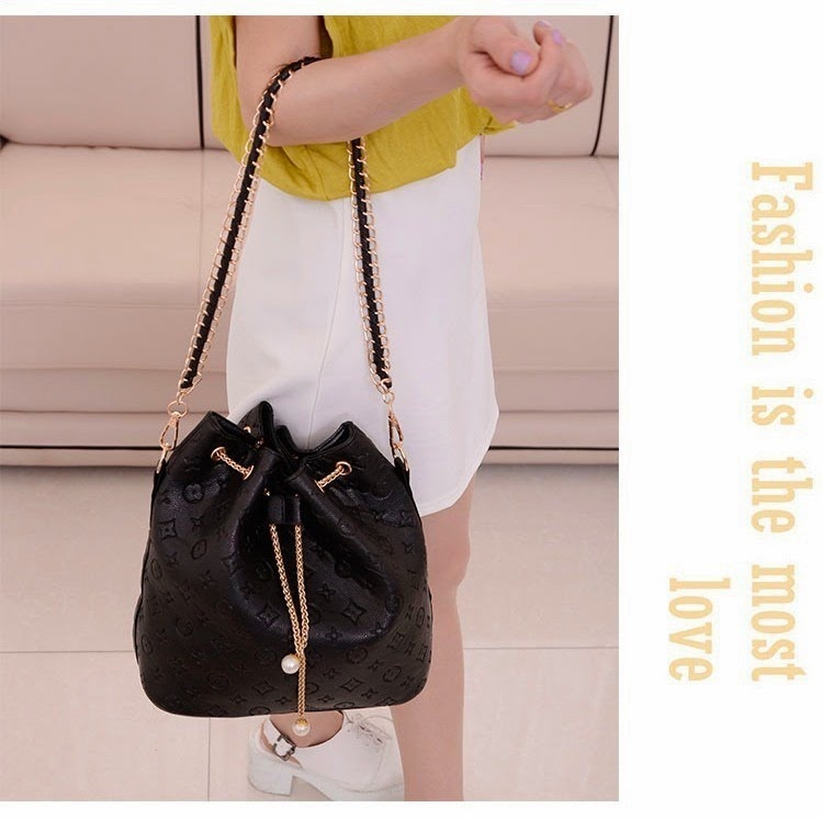 [0724%2520Black%2520%2528Harga%2520170.000%2529%2520-%2520Material%2520PU%2520Leather%2520Height%252029%2520Cm%2520Bottom%2520Width%252028%2520Cm%2520Thickness%252014%2520Cm%2520Weight%25200.64-%255B4%255D.jpg]