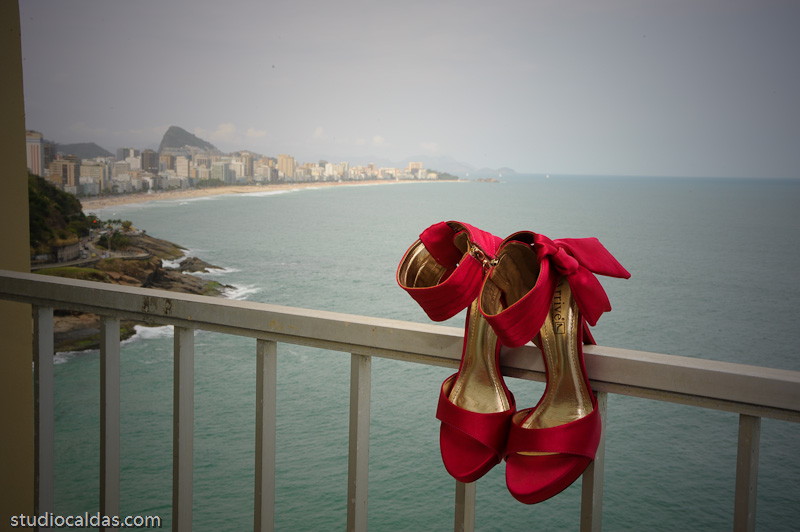 Foto número 0003 de Andressa + Felipe do Studio Caldas, do Rio de Janeiro, RJ. Lincoln Caldas e equipe fazem fotos de casamento (fotografias de casamentos), fotos de making-of (making of de noiva), fotos em estúdio (ensaios fotográficos), fotos de casal (ensaios fotográficos de e-session), fotos de família, vídeos de casamento (filmagem de casamentos), vídeos de making-of e clipes de casamento. Fotojornalismo e videojornalismo no Rio de Janeiro, RJ. Fotos de Andressa + Felipe. Foto numero 0003 do Studio Caldas, do Rio de Janeiro, RJ. Lincoln Caldas e equipe fazem fotos de casamento (fotografias de casamentos), fotos de making-of (making of de noiva), fotos em estudio (ensaios fotograficos), fotos de casal (ensaios fotograficos de e-session), fotos de familia, videos de casamento (filmagem de casamentos), videos de making-of e clipes de casamento. Fotojornalismo e videojornalismo no Rio de Janeiro, RJ. Fotos de Casamento Studio Caldas Hotel Sheraton Felipe e Andressa Rio Janeiro São Conrado RJ fotos casamento rio janeiro fotografias casal rj foto eventos familia noiva books angelica noivas com para fotografo