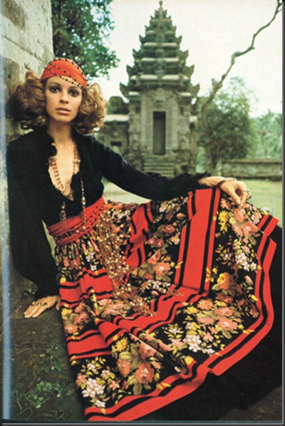 photograph-by-david-hewison-the-gentle-gypsies-junejuly-1970