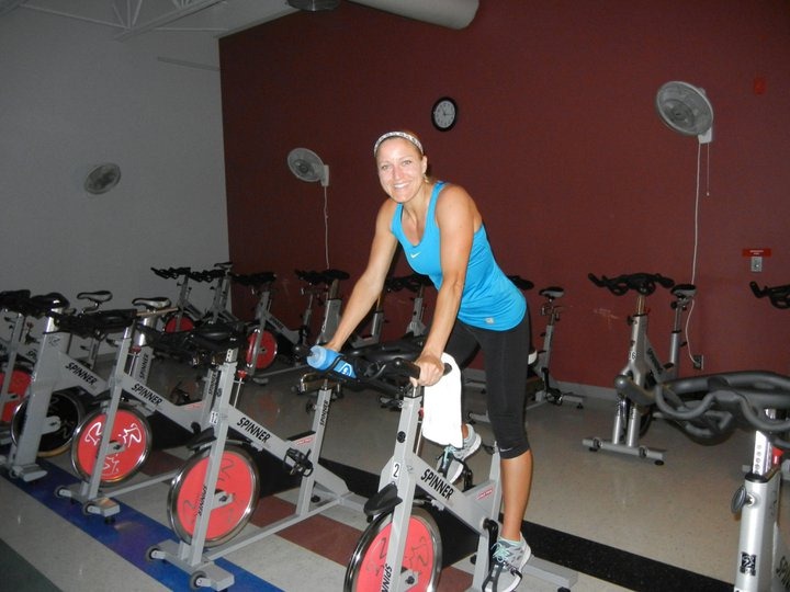 [Spinning%2520BLonde%2520Ponytail%255B4%255D.jpg]