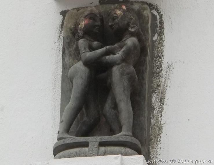 [erotic-statue-917.jpg]