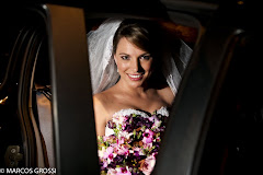 Album (digital) de fotos do evento Aline + Antônio. Fotografias digitais do fotografo profissional Marcos Grossi, que faz retratos de casamento (fotojornalismo), infantil, jovens, 15 anos e eventos em geral. Área de atuação: Jau, Bauru, Araraquara, Sao Carlos, Rio Claro, Ribeirao Preto e outras cidades do estado de Sao Paulo. 