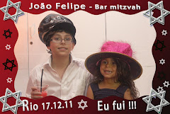 Fotos do evento João Felipe - 17.12.11. Foto numero 02 da Social Click Fotografia Digital, do Rio de Janeiro, RJ, que faz fotos divertidas, fotos malucas, fotos com fantasias, fotos na hora, fotografia maluca, fotografia divertida com molduras personalizadas. fotos divertidas malucas foto maluca animadas animado rj rio de janeiro divertida fantasia animada fotografia digital fotografo estudio fotografias