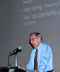 John Brooks, convenor of the Blackwattle Cove Coalition, chaired the meeting