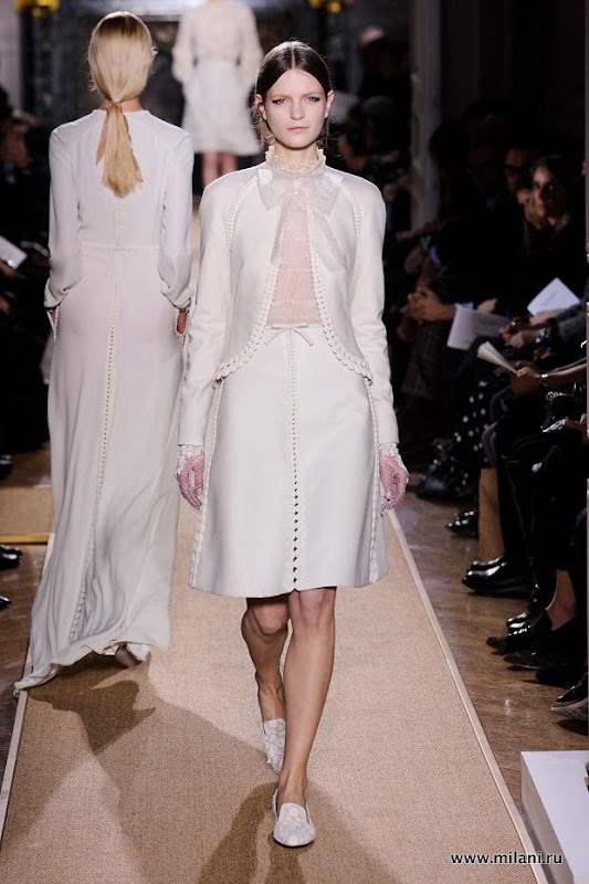 valentino-haute-couture-spring-2012-pfw33.jpg
