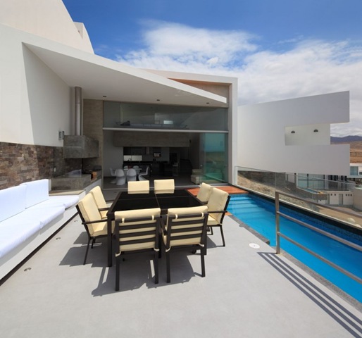 [piscina-casa-l-5-vertice-arquitectos%255B3%255D.jpg]