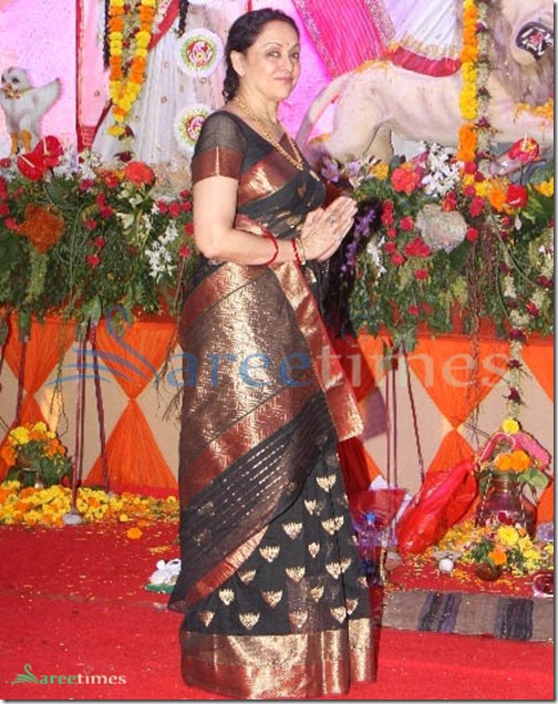 Hema_Malini_Black_Saree