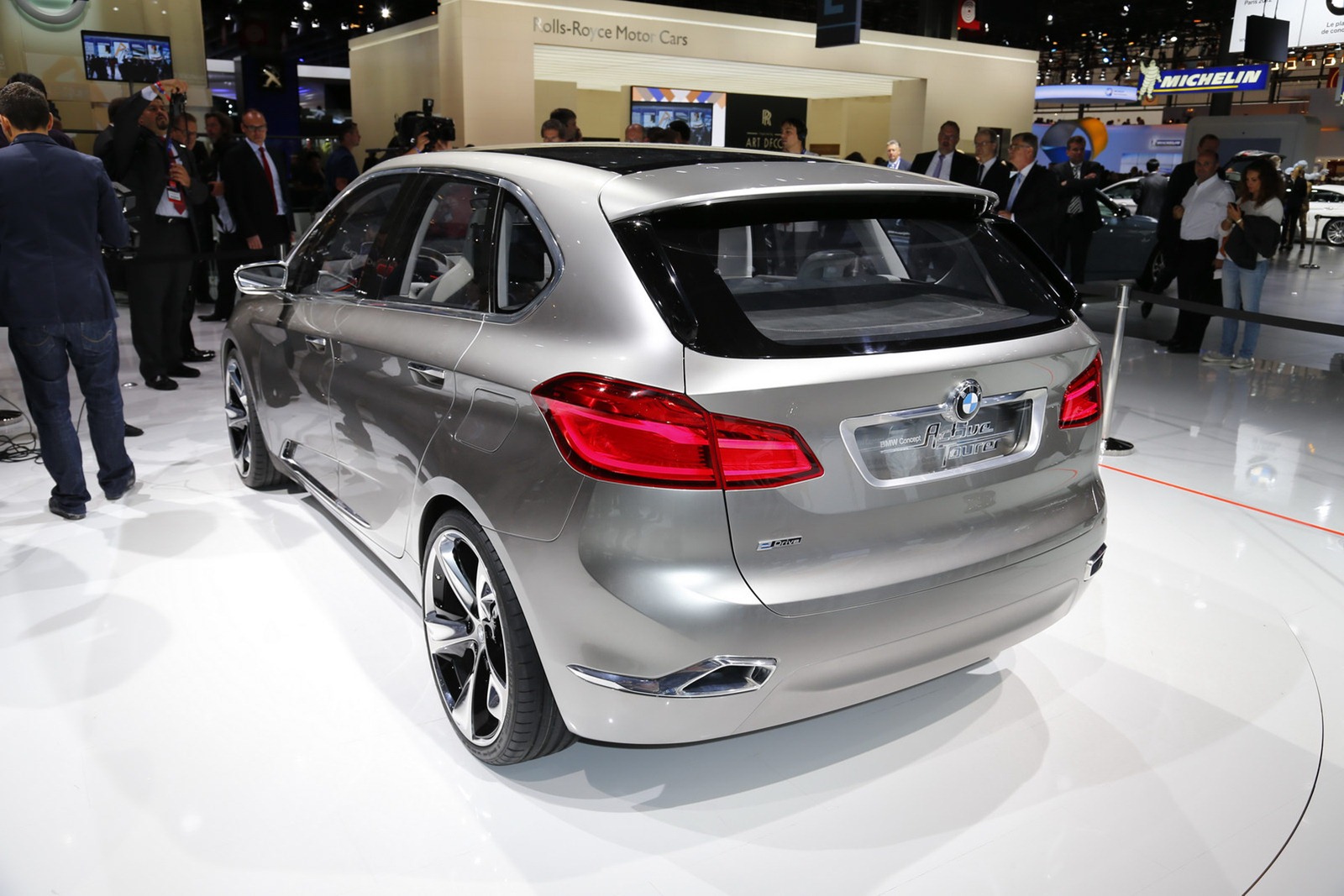 [BMW-Active-Tourer-Concept-5%255B2%255D.jpg]