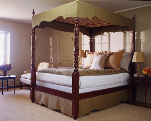 Another fantastic canopy and bedskirt from one of Martha's homes.