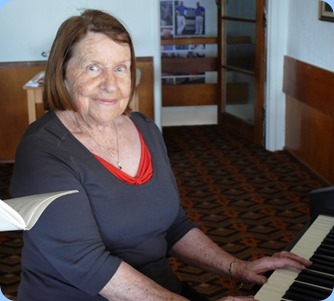 Helen Smith with her debut at the Club on the Clavinova. Photo courtesy of Dennis Lyons.
