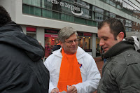 2010 02 13 Publieksactie centrum met Charlie Aptroot 038.jpg 2010 02 13 Publieksactie centrum met Charlie Aptroot 038.jpg