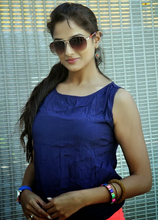 [Asmita_Sood_stylish_photos%255B6%255D.jpg]