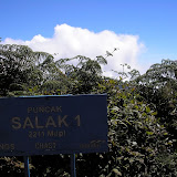Salak 1 summit sign (Daniel Quinn, 2009) Salak 1 summit sign (Daniel Quinn, 2009)