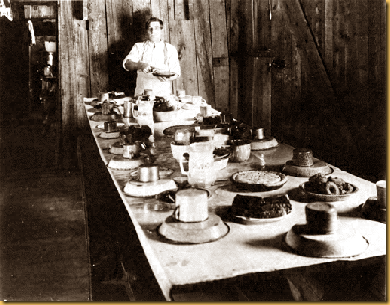 Logging white pine mess hall