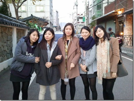 Nursing majors  Son JiHa, Eum JeongMi, Kim Suyoung, Kong, ShinHee, and Kim JaeYoung