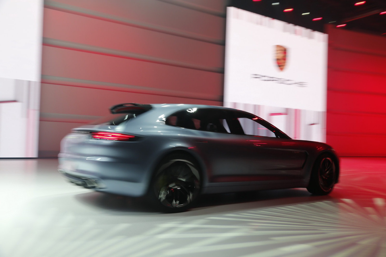[Porsche-Panamera-Sports-Turismo-C-23%255B2%255D.jpg]