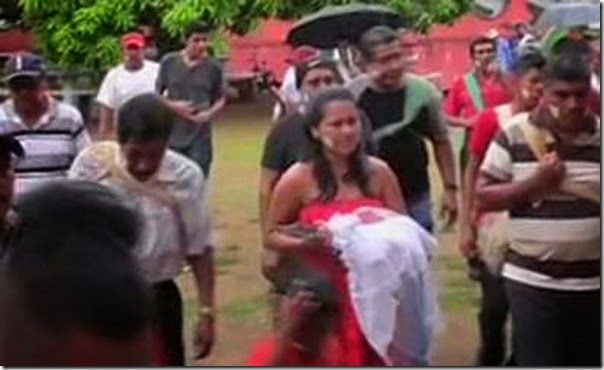 casado hembra pequeña mama casado hembra pequeña mama