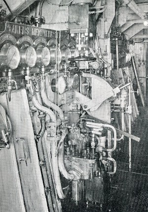Cuadros de control y arranque de los motores Akers.B&W. THE MOTOR SHIP. Abril de 1933