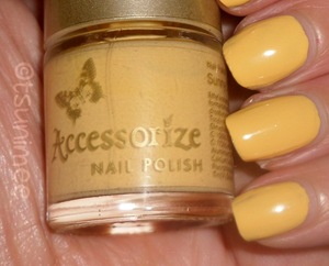 05-accessorize-nail-polish-sunny-yellow