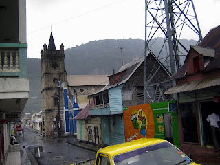 The streets were extremely narrow for 2 cars to pass.