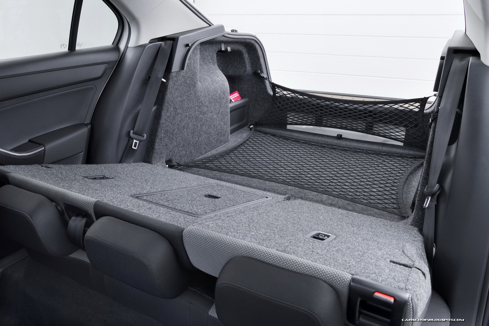 [2013-Skoda-Rapid-39%255B2%255D.jpg]