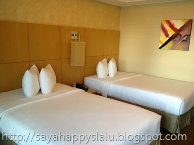IMG_1950 IMG_1950