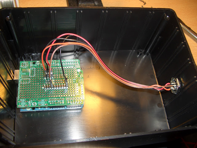 connections from mini-din connector (which receives mini-din cable from servo motor) to board complete. need to add some additonal components and connections to proto board though (e.g. resistors)