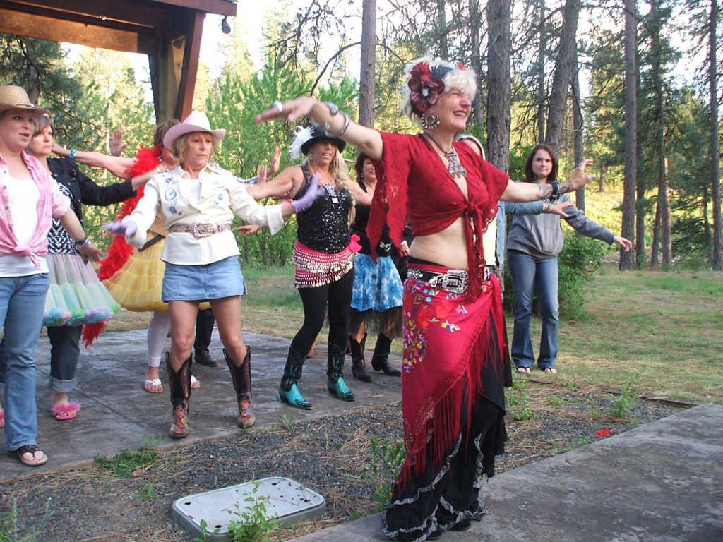 [2012_0602Sisters03354.jpg]