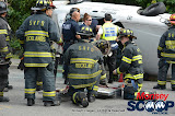Overturned Vehicle Myrtle Ave & Church St (Photos by Meir Rothman & Moshe Lichtenstein) - DSC_0038.JPG