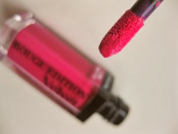 [Bourjois-Rouge-Velvet-Lip-lacquer-wand%255B15%255D.jpg]