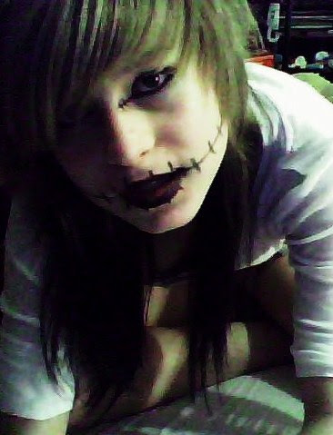Emo Hairstyles for Girls with Medium Hair Emo Hairstyles for Girls with Medium Hair-58