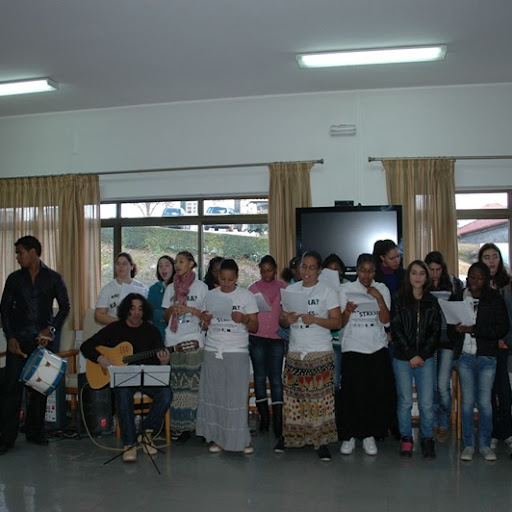 Profiacademus animou uma tarde no Lar da Santa Casa da Misericórdia de
Santa Comba Dão