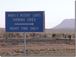 Placa Marfa_lights_sign
