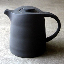[black%2520teapot%25202%255B4%255D.jpg]