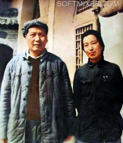 [516px-Mao_and_Jiang_Qing_19469.jpg]
