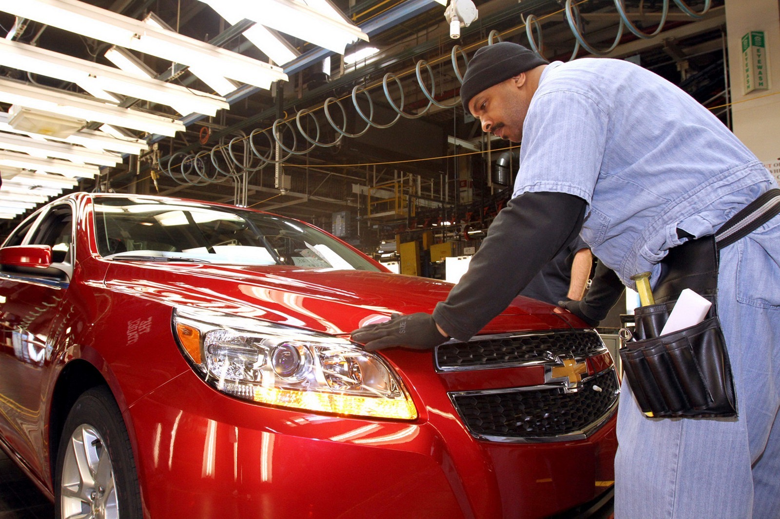 [Chevrolet-Malibu-Assembly-Line-1%255B3%255D.jpg]
