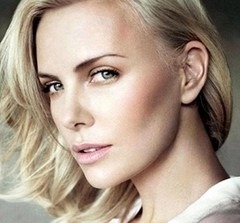 Charlize Theron lesz A bosszú asszonya