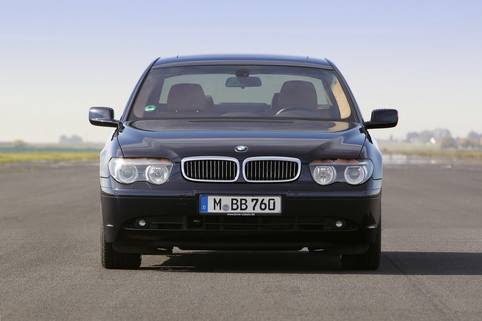 [BMW-V12-7-Series-24%255B2%255D.jpg]