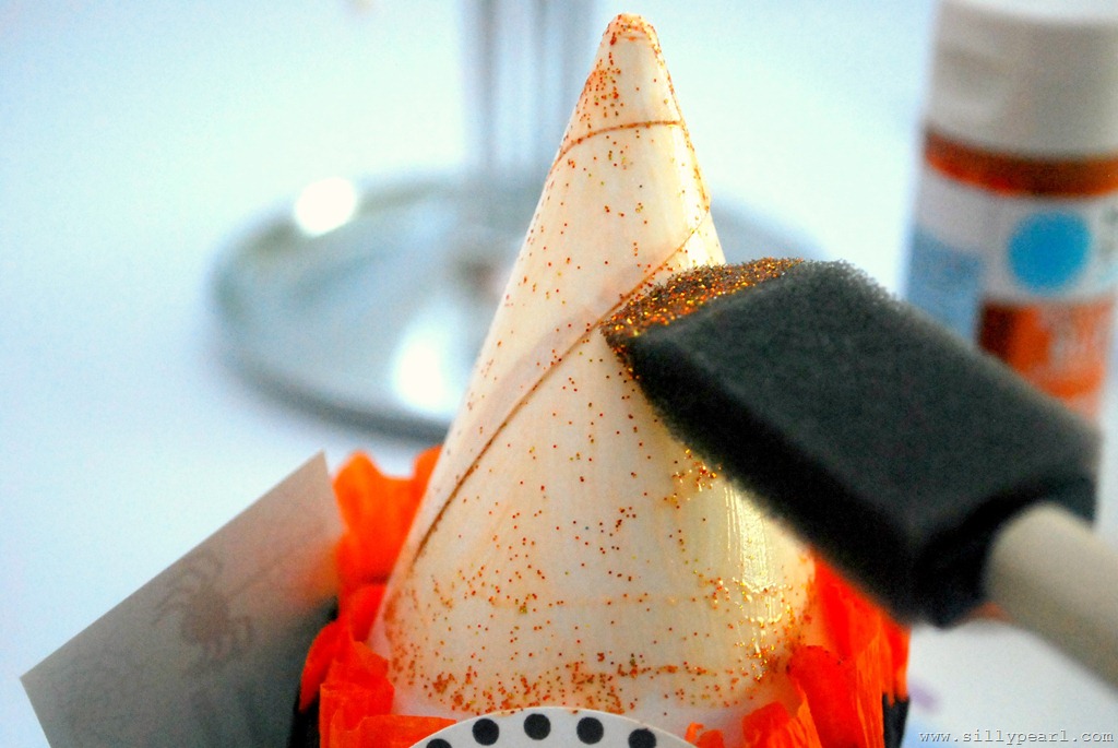 [HalloweenTreatCones9%255B3%255D.jpg]