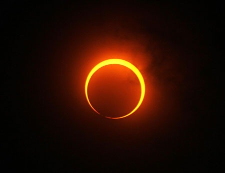 [SOLAR%2520ECLIPSE%2520001%255B5%255D.jpg]