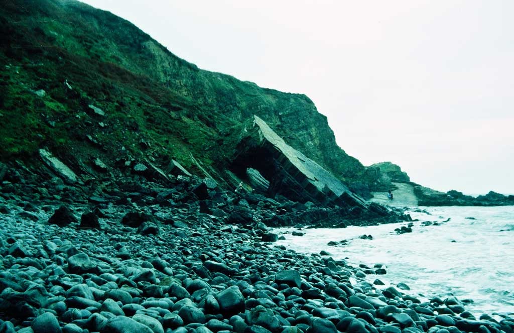 [Coastal-Cliffs-13---XPRO%255B7%255D.jpg]
