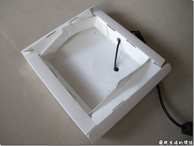 DIY紙箱王紙模型-杜拜帆船飯店