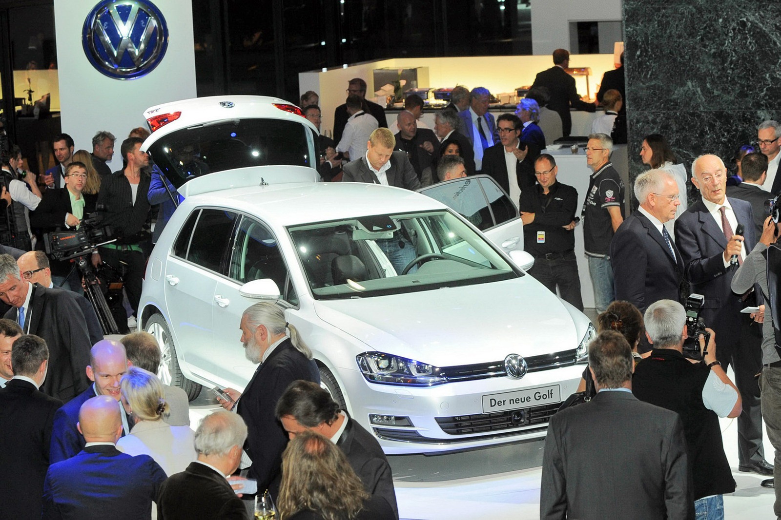 [VW-Golf-MK7-1%255B2%255D.jpg]