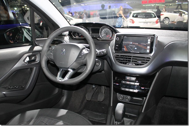 Peugeot 208 (4) Peugeot 208 (4)