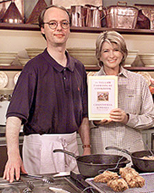 Author and editor Chris Kimball makes his crispy, crunchy fried chicken. (OAD: 5/26/1999)