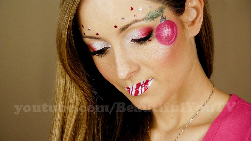 [Christmas-Glam-Makeup-Candy-Lips-1-4.jpg]